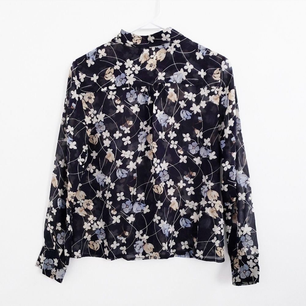 NWOT ANN TAYLOR LOFT FLORAL BLOUSE SIZE 6P - Picture 2 of 7